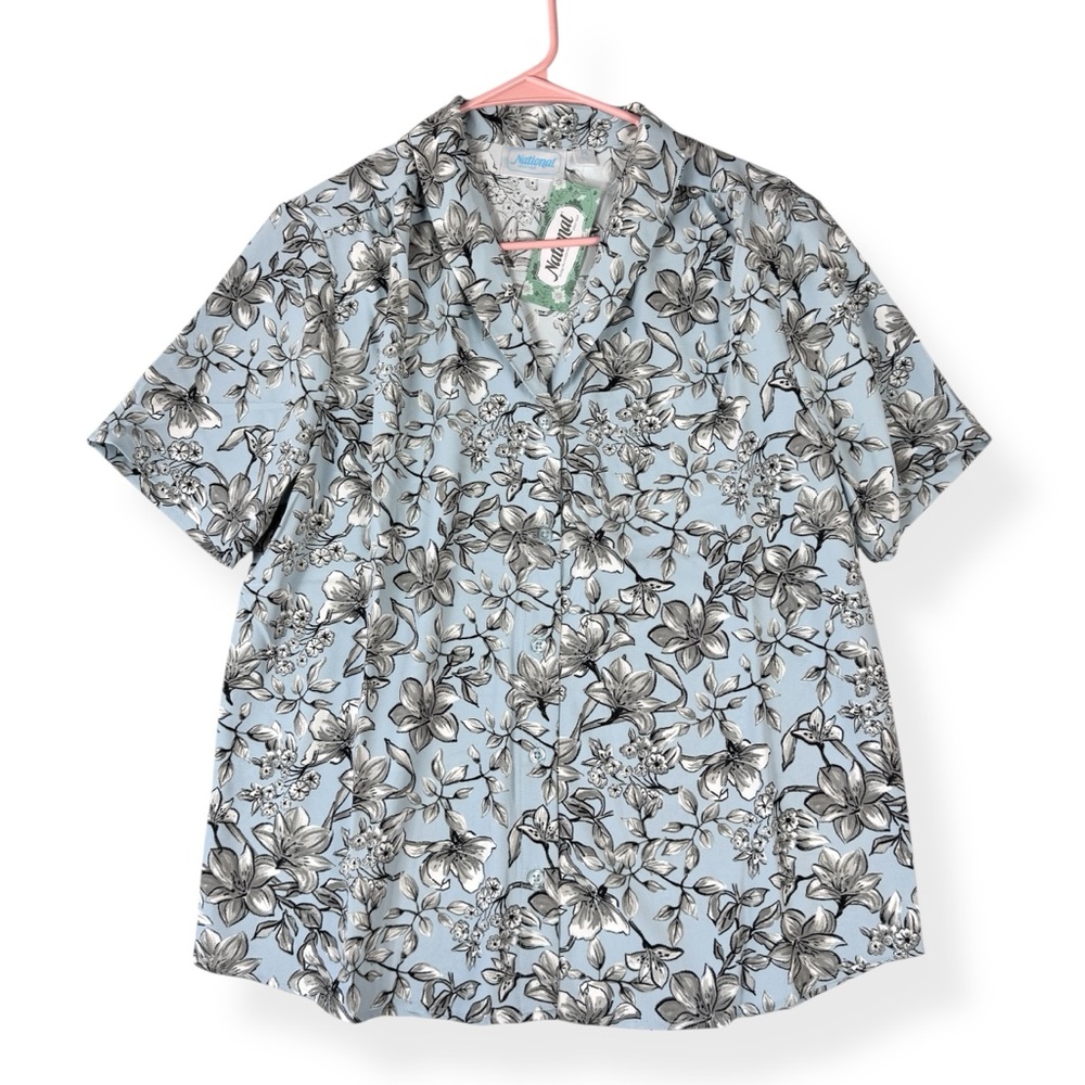 National Top Womens M Medium Blue White‎ Black Floral Button Down Top NWT